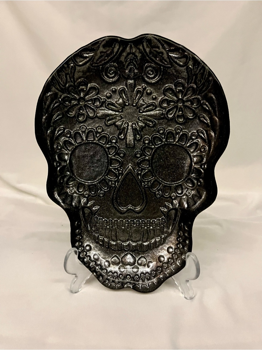 Decorative metallic glitter blqck Skull Dish